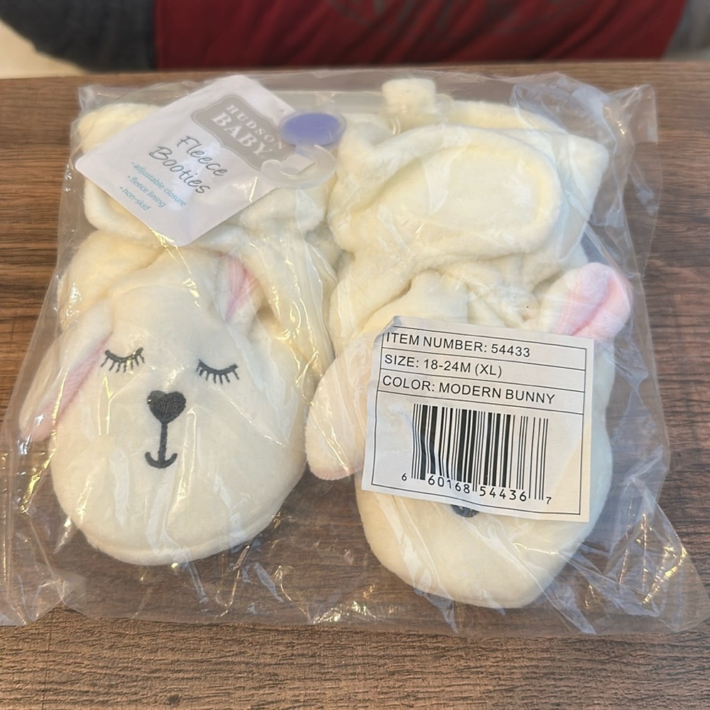 Fleece bunny booties